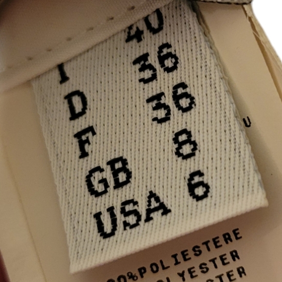 Authier Women’s Puffy Vest Made in Italy Zip Up w/ Snap Closures High Neck Sz 6 - Picture 11 of 16